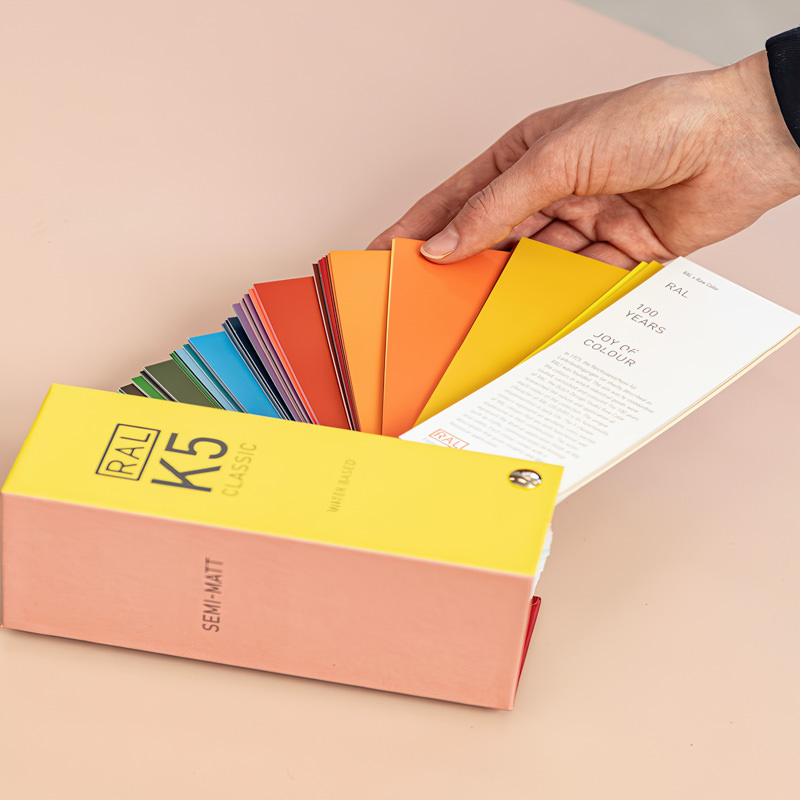 RAL K5 fargevifte semi-matt med alle RAL Classic-farger